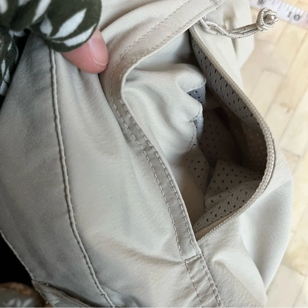 Ultimate Terrain Beige Straight Zipper Cut Off Pants size 8 - Picture 6 of 9